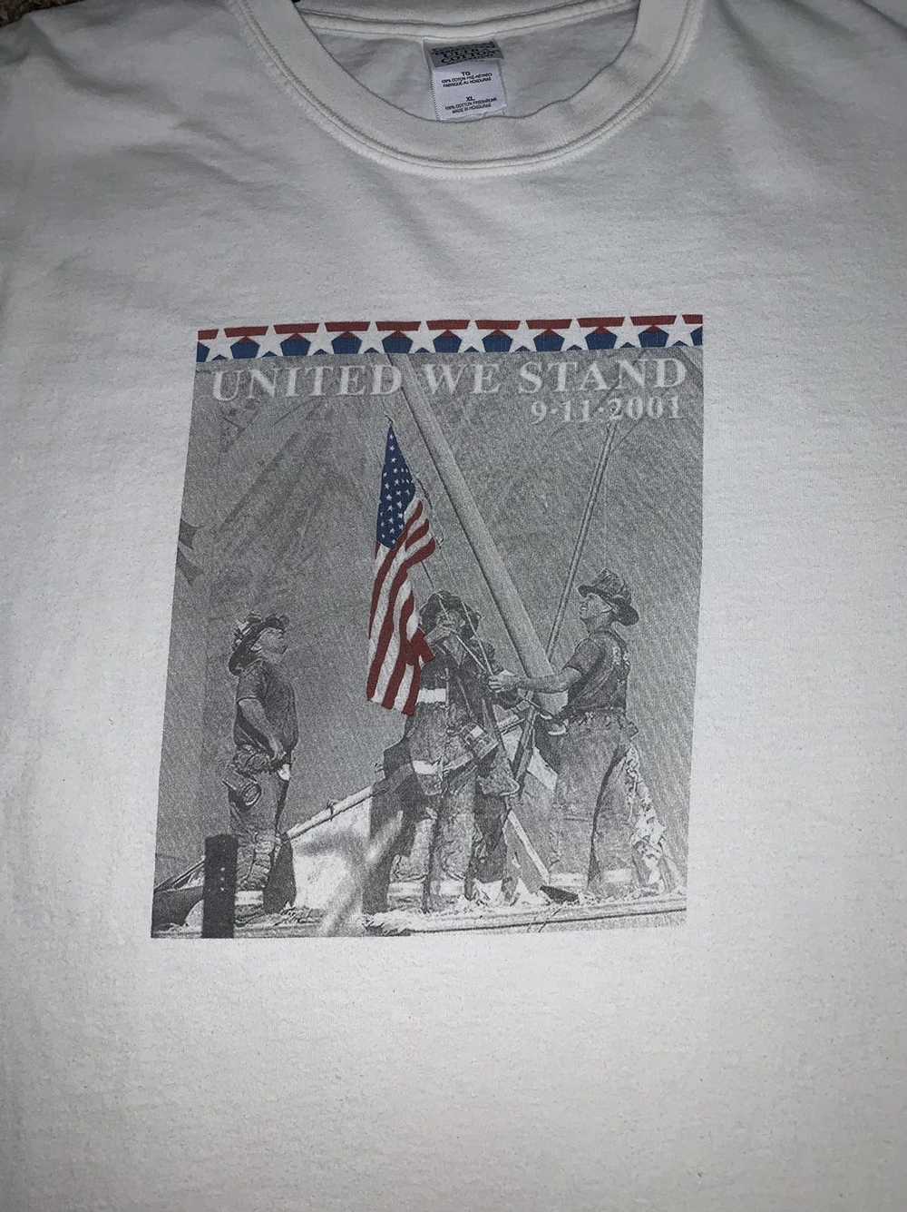 Gildan × Vintage Vintage 9/11 Memorial T-Shirt - image 3