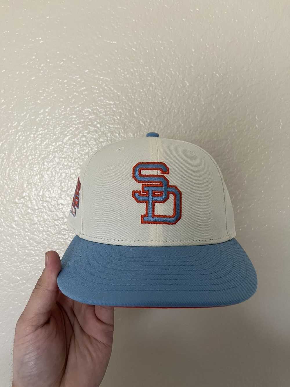 New Era Padres fitted - image 1