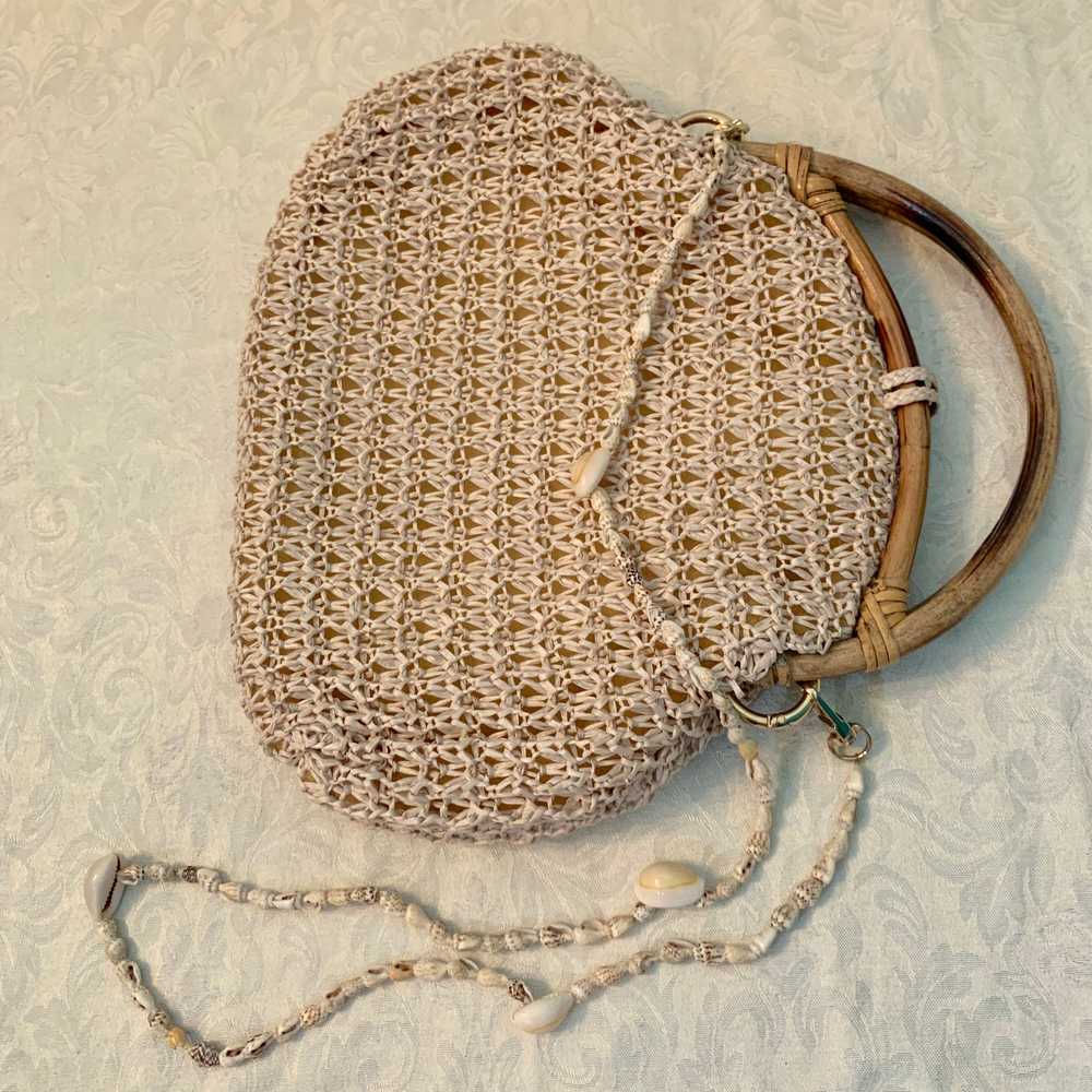 Woven straw shell bag - image 6