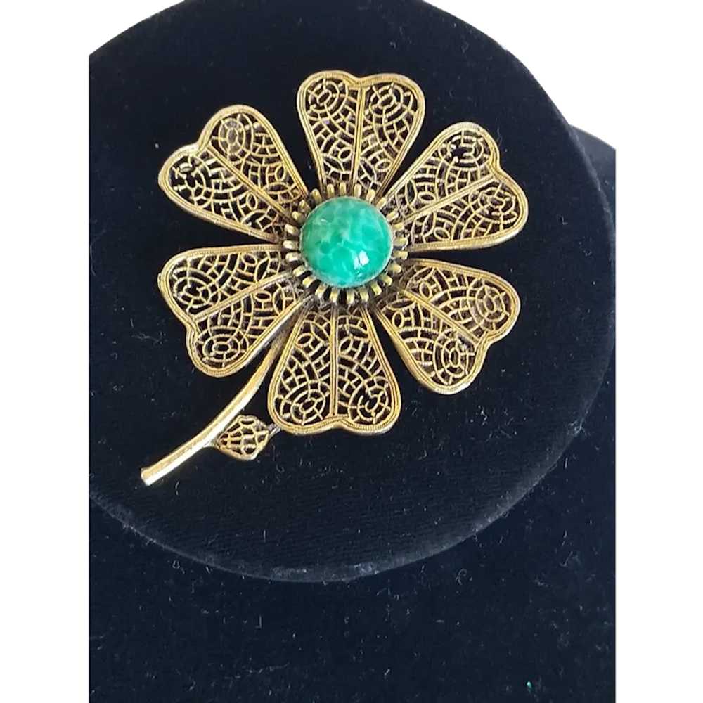 Retro Flower Brooch with Green Mottled Glass Ston… - image 1