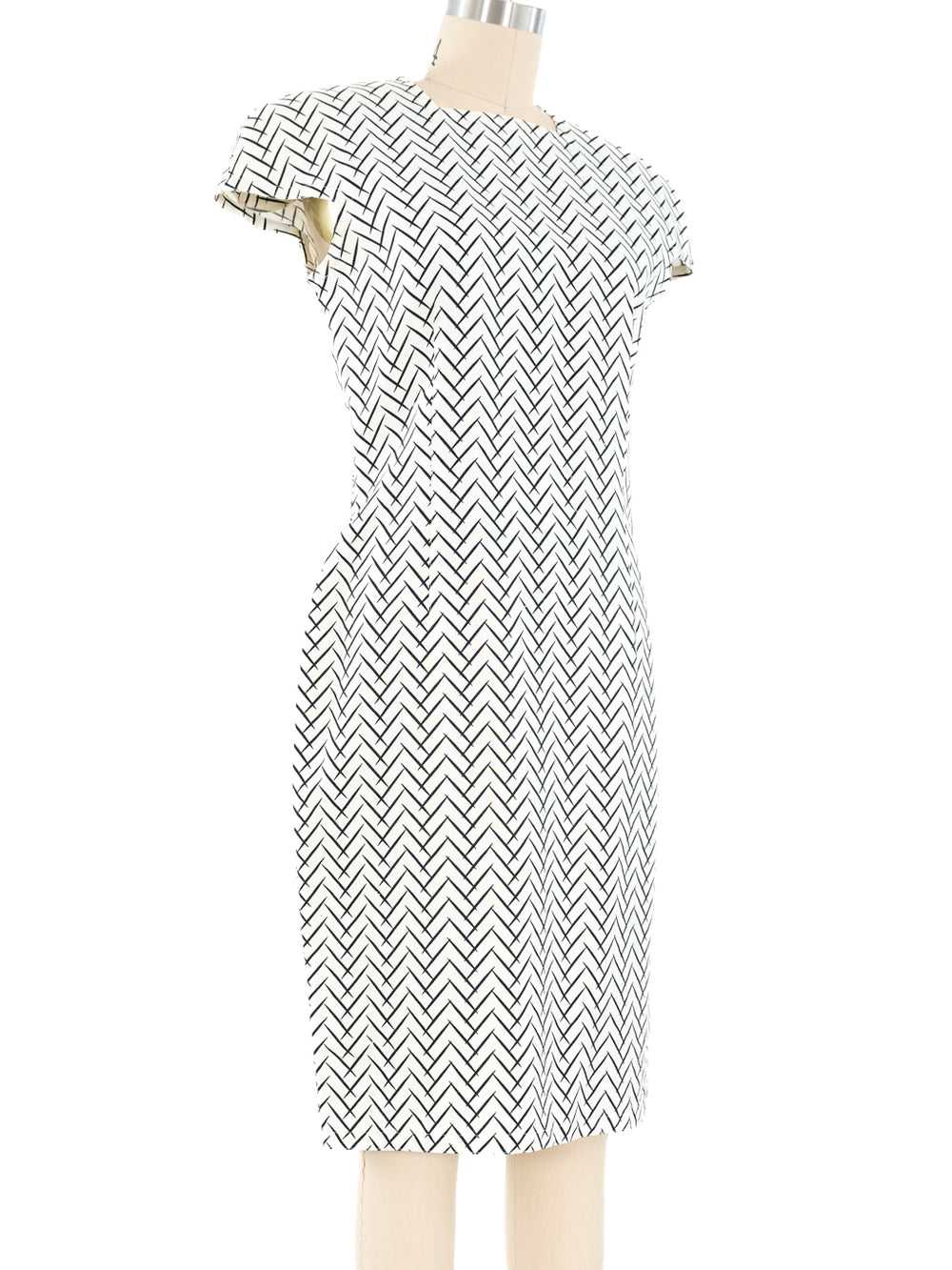 1980's Gianni Versace Zig Zag Print Linen Sheath … - image 2