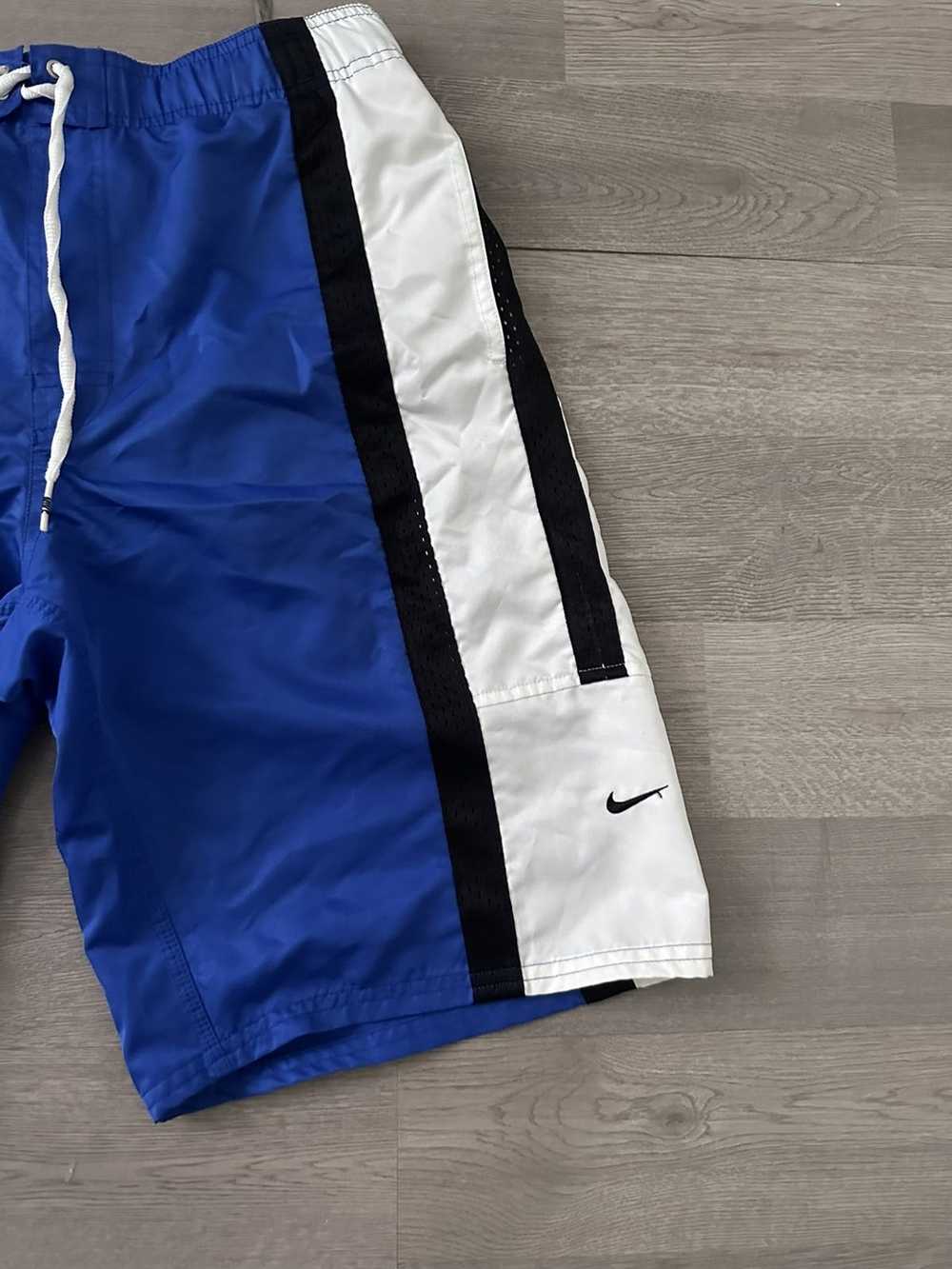 Nike × Nike ACG × Vintage Vintage Y2K Nike Shorts - image 2