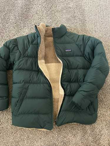 Patagonia Patagonia reversible silent down