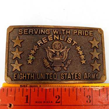 Vintage US Army Belt Buckle Serving With Pride ReE