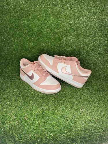 Nike Nike dunk low pink velvet