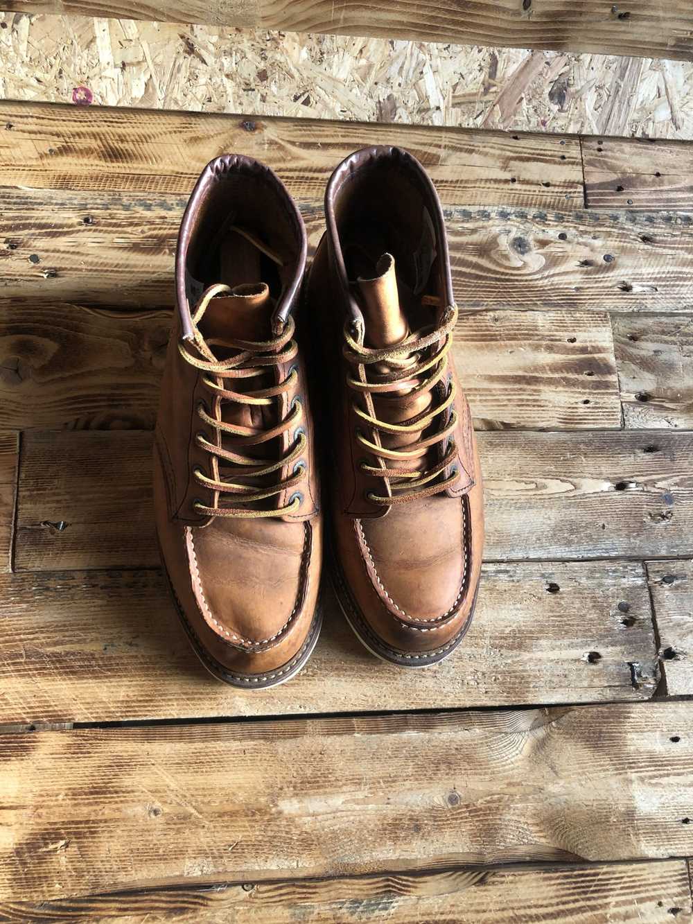 Red Wing Redwing heritage moctoe style #1907 sz 9 - image 1