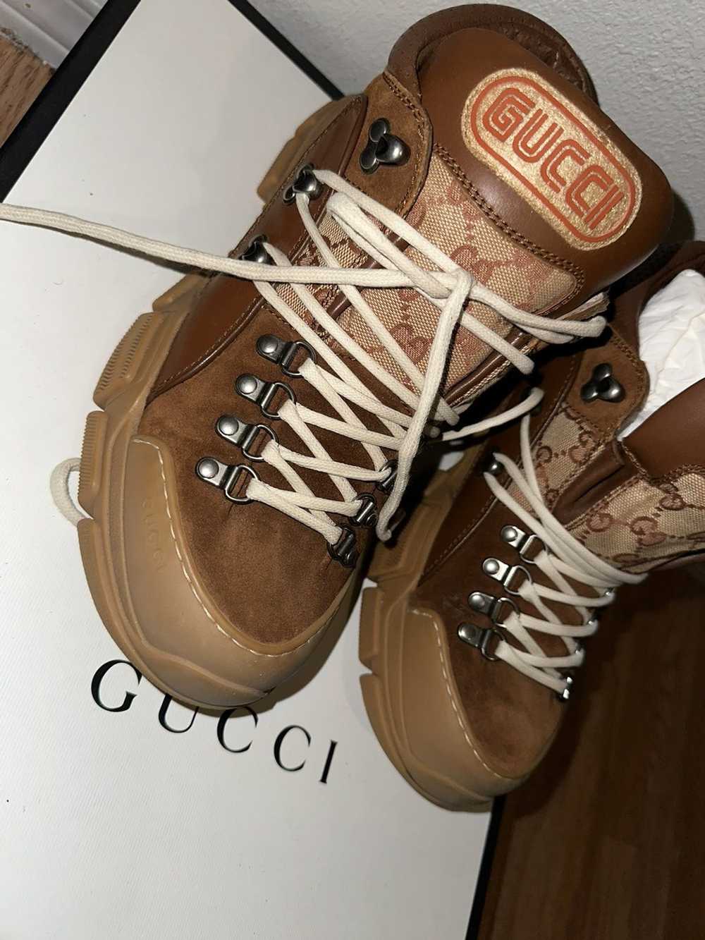 Gucci Gucci flashtrek boot low - image 1