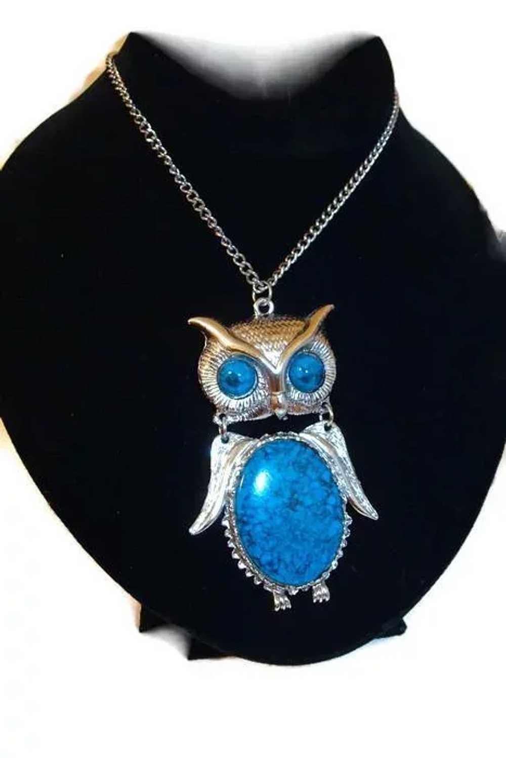 Articulated Owl Faux Turquoise Pendant Necklace - image 2