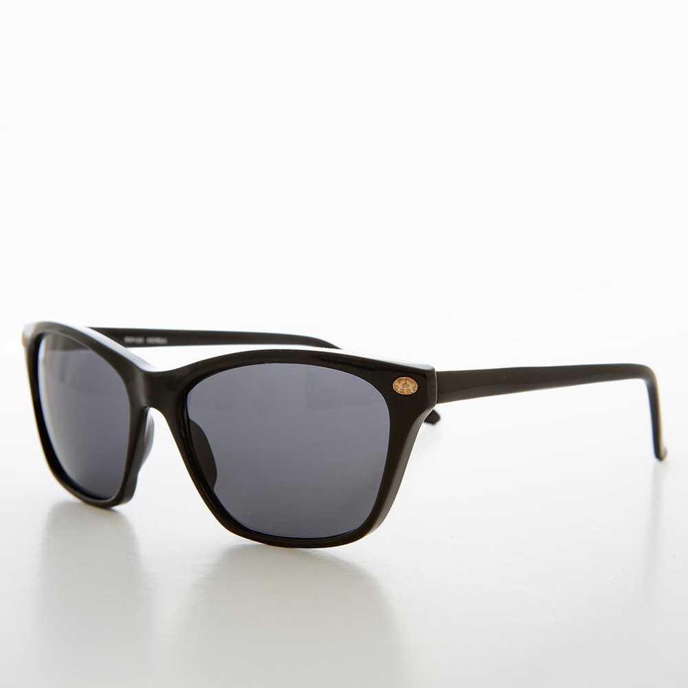 Black Simple Classic Vintage Sunglasses - Sanchez - image 2