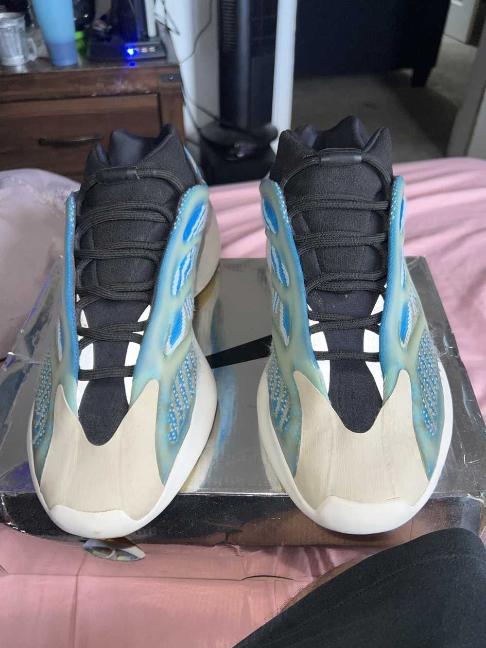 Adidas Yeezy 700 v3 “Azareth” - image 4