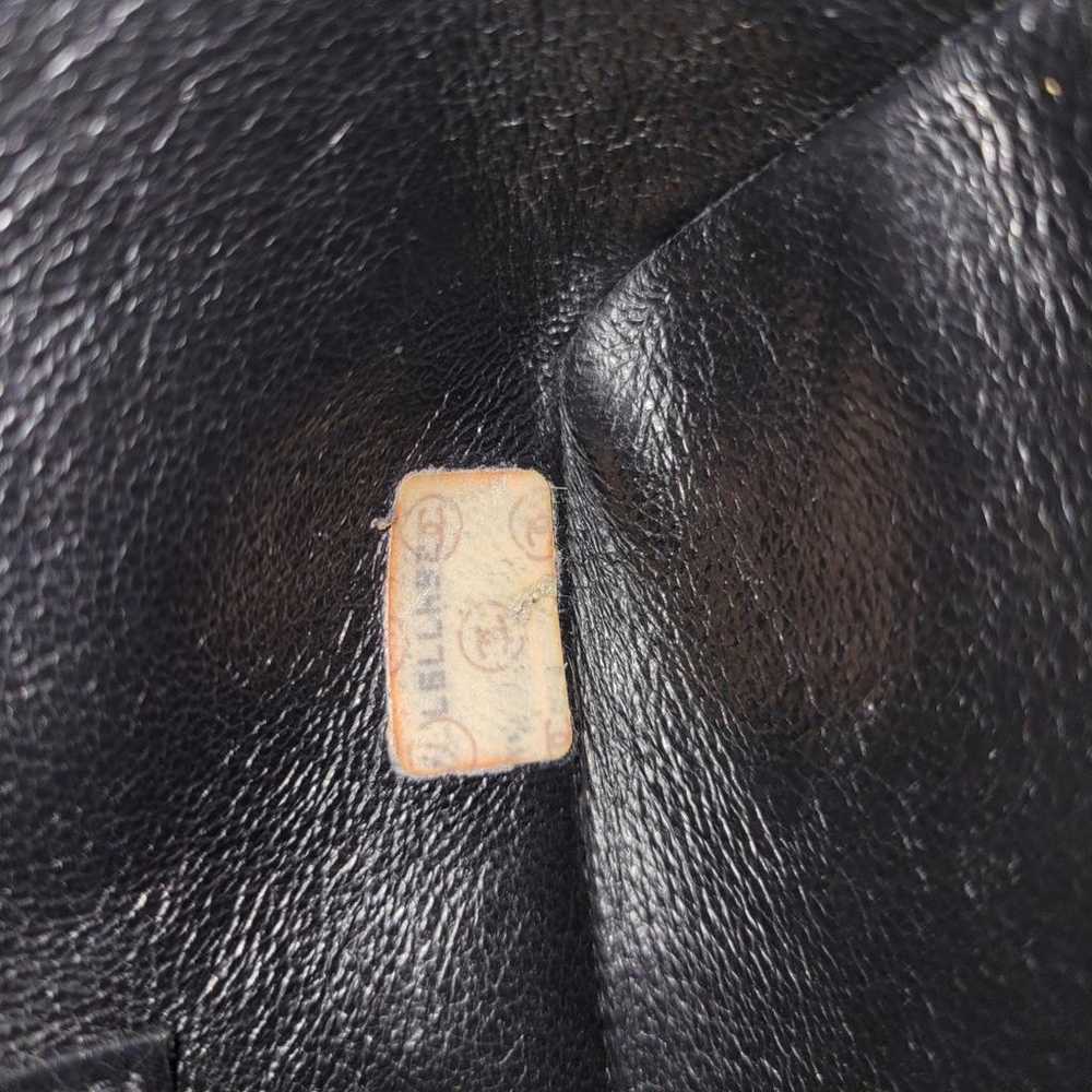 Chanel Médaillon leather handbag - image 7