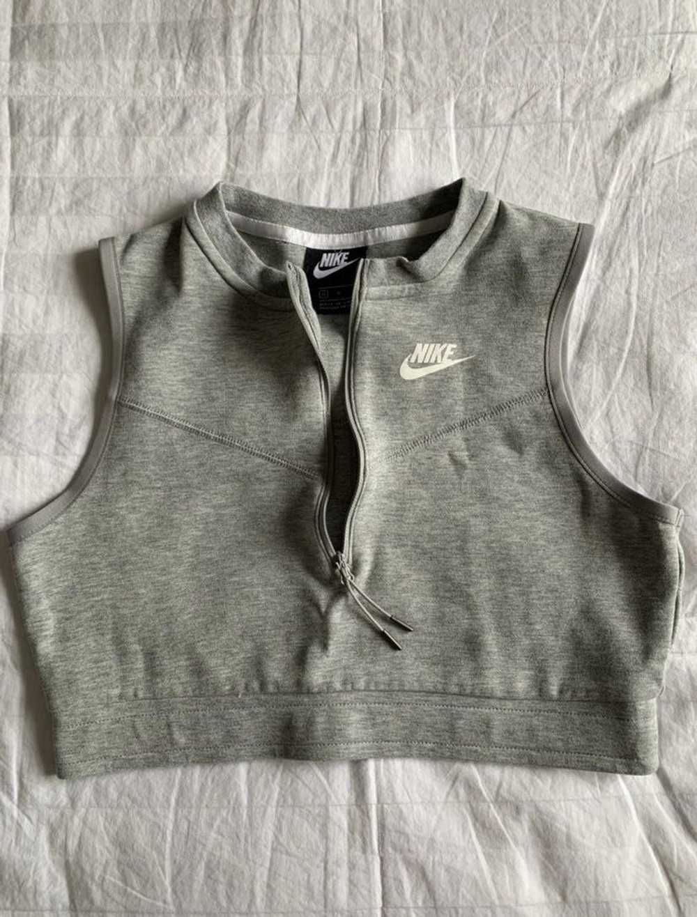 Nike Nike Crop Vest - image 2