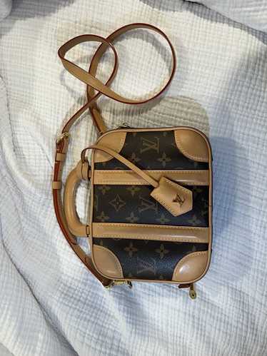Authentic Louis Vuitton Leather Mini Travel Name Tag Poignet Set