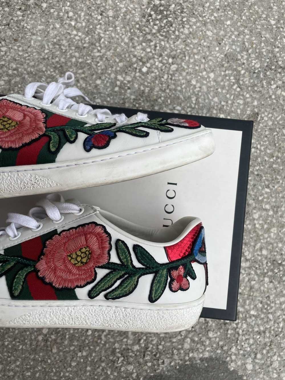 Gucci Gucci Ace Floral Embroidered Sneaker Size E… - image 3