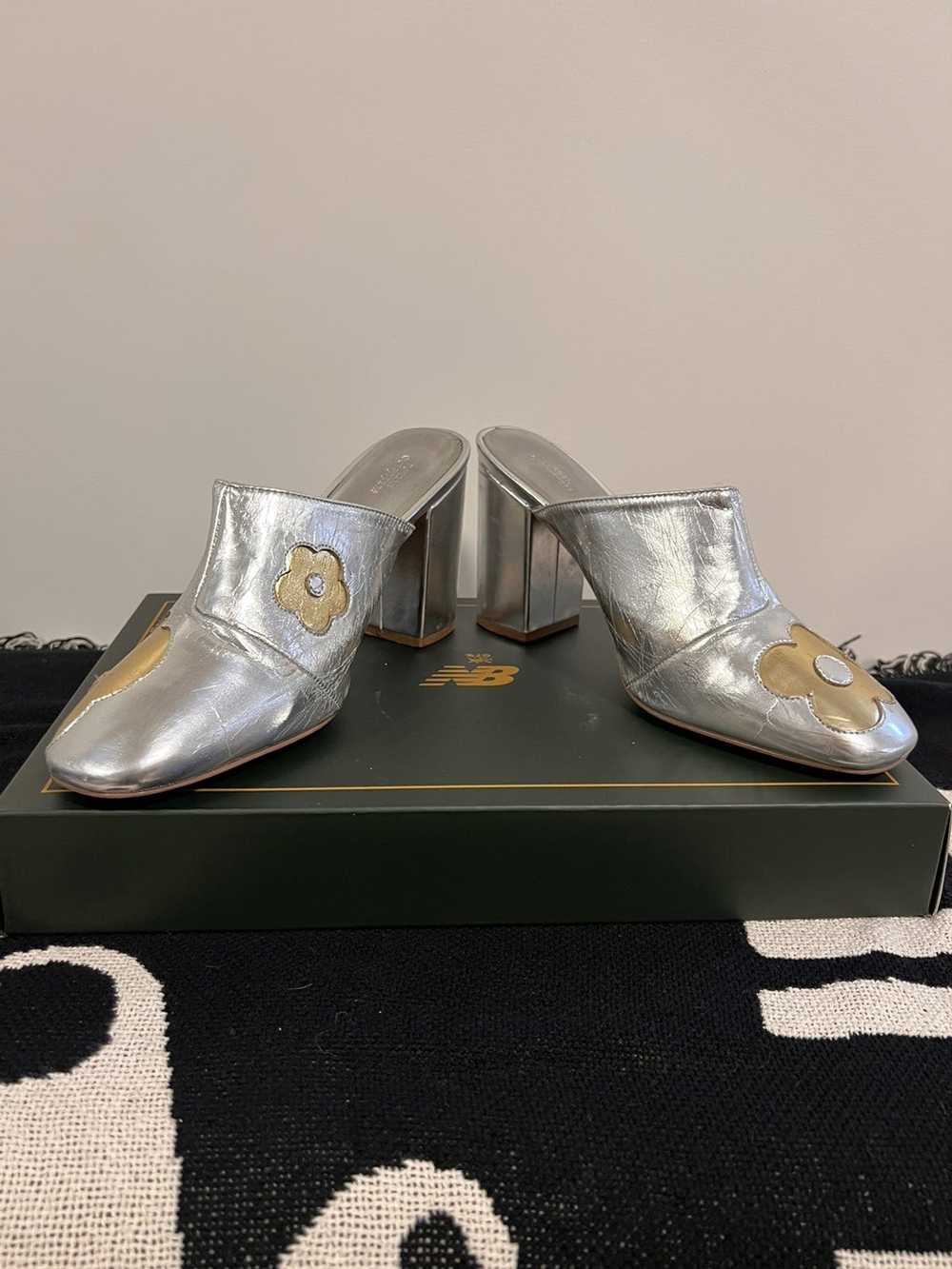 Urban Outfitters Flower print metallic mule heels - image 5