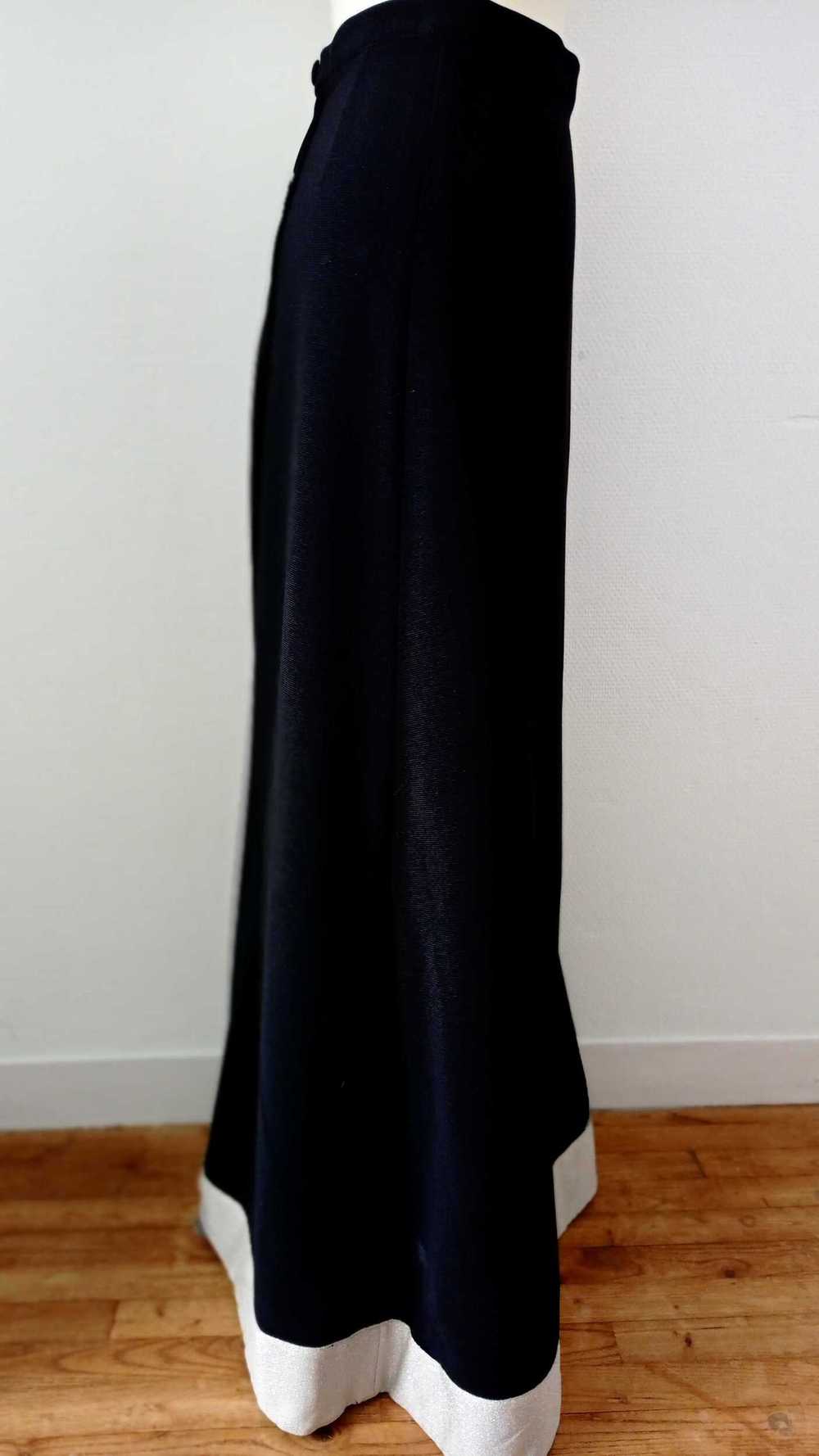 Jupe longue 70s - Jupe longue noire avec bandeau … - image 4