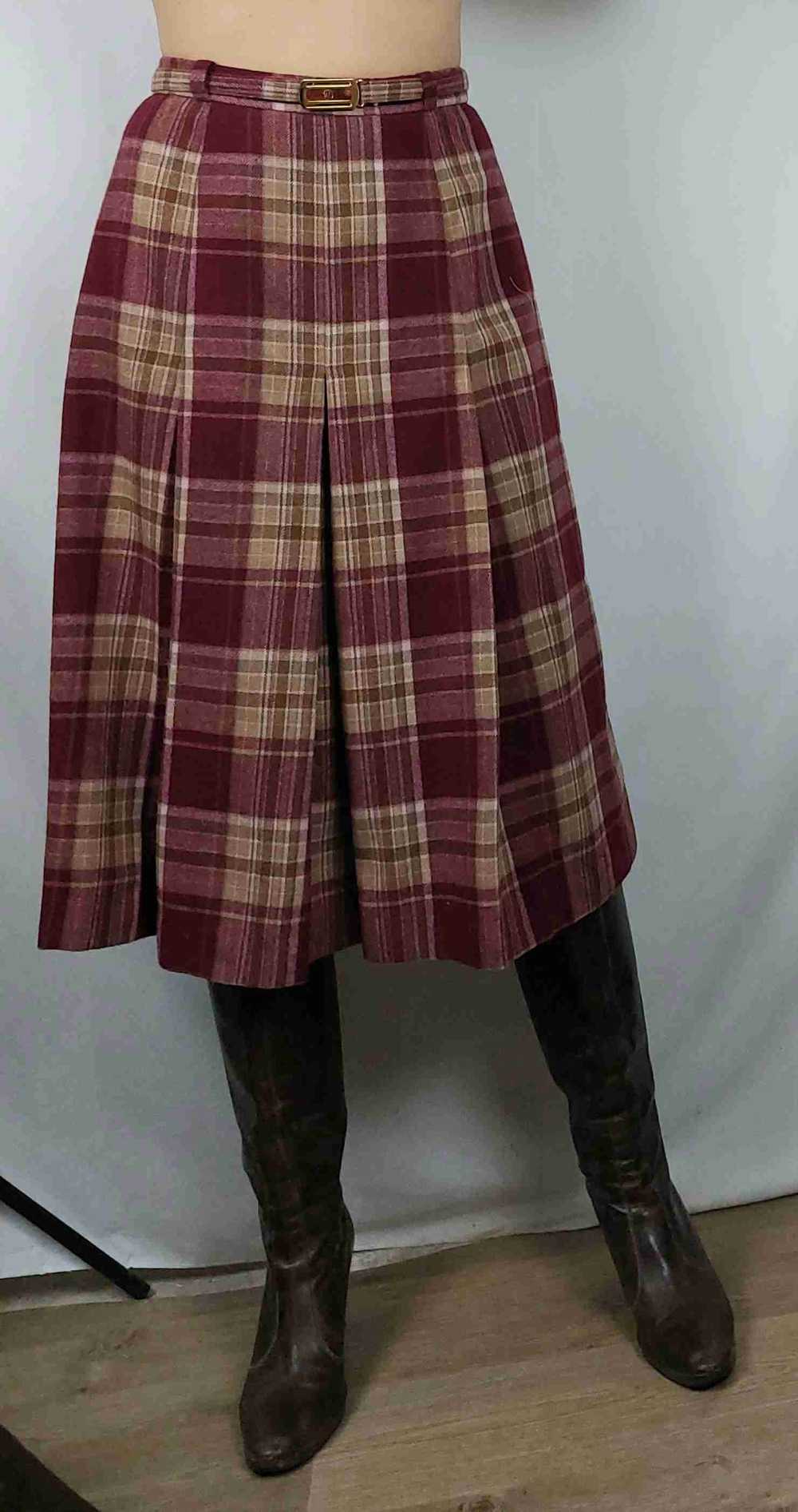 tartan skirt - image 6