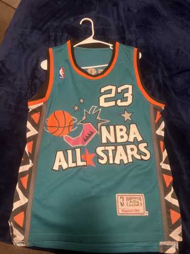 Mitchell & Ness Men's NBA All Star West 1983 Team – Exclusive