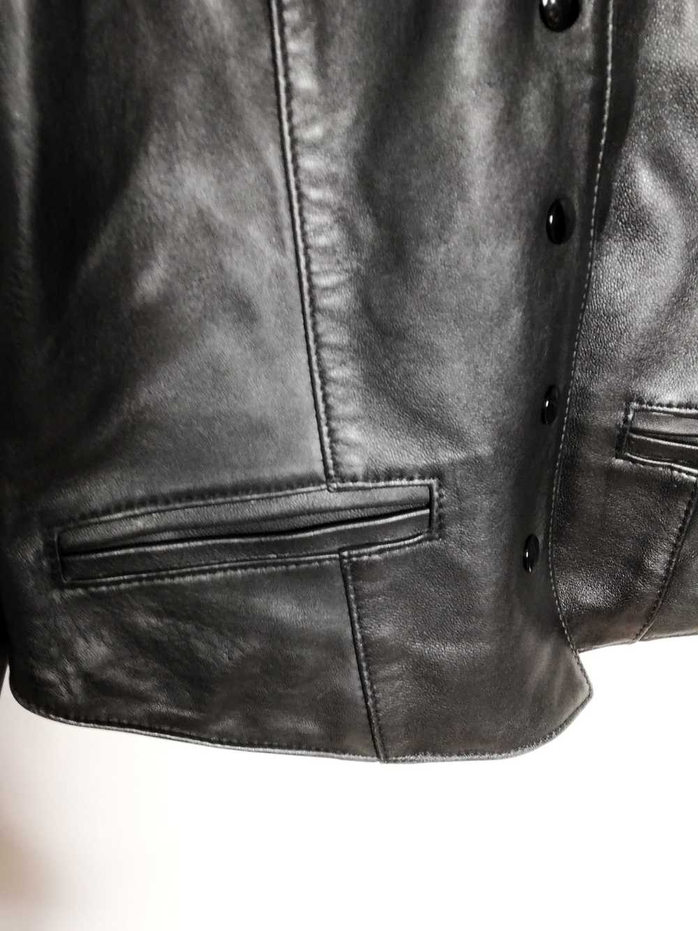 Veste en cuir - Veste noir en cuir, coupe courte,… - image 3