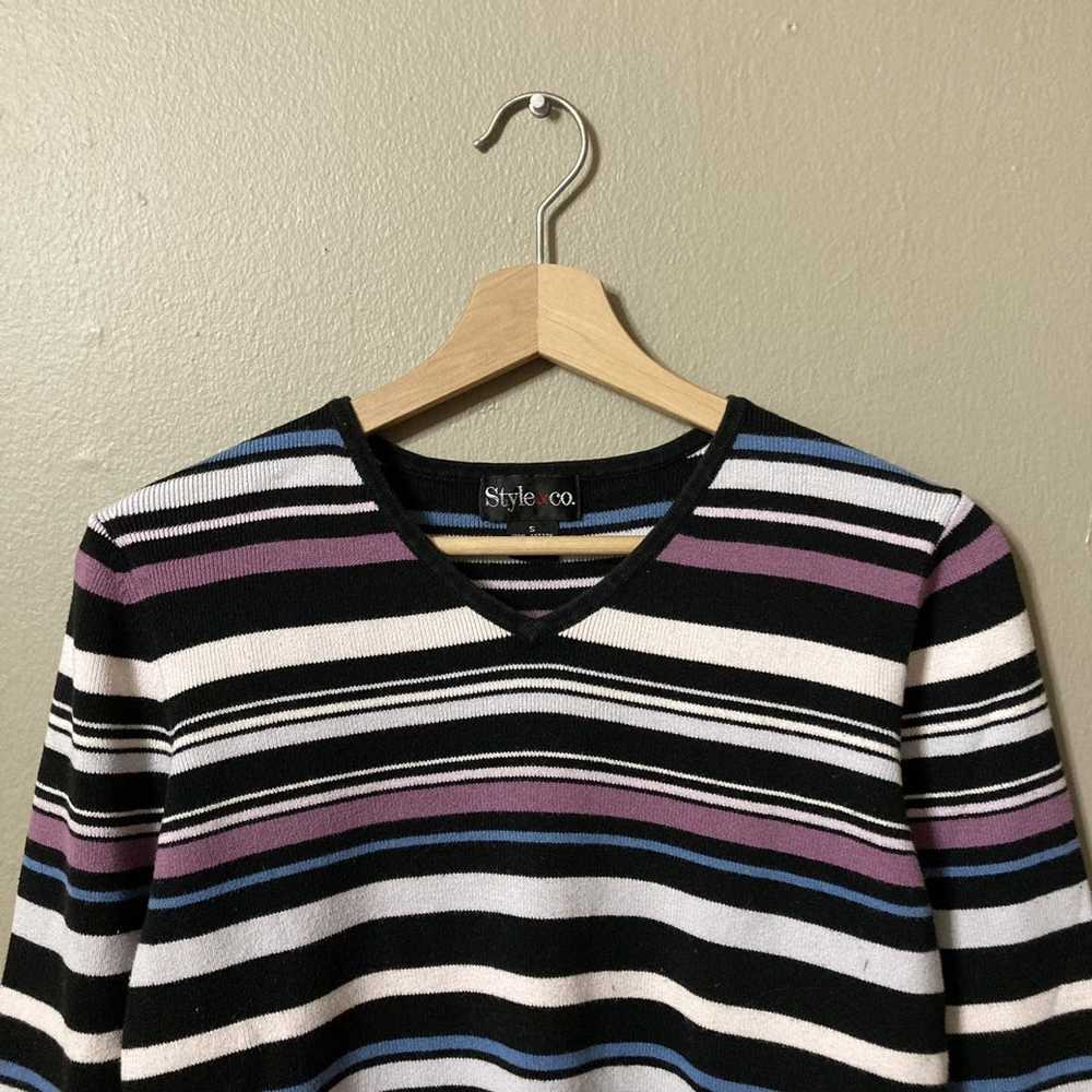 Vintage Vintage Style & Co. brand striped v-neck … - image 4