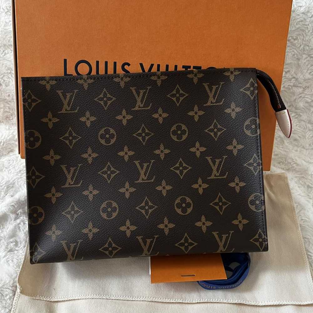 Louis Vuitton Poche toilette leather vanity case - image 6