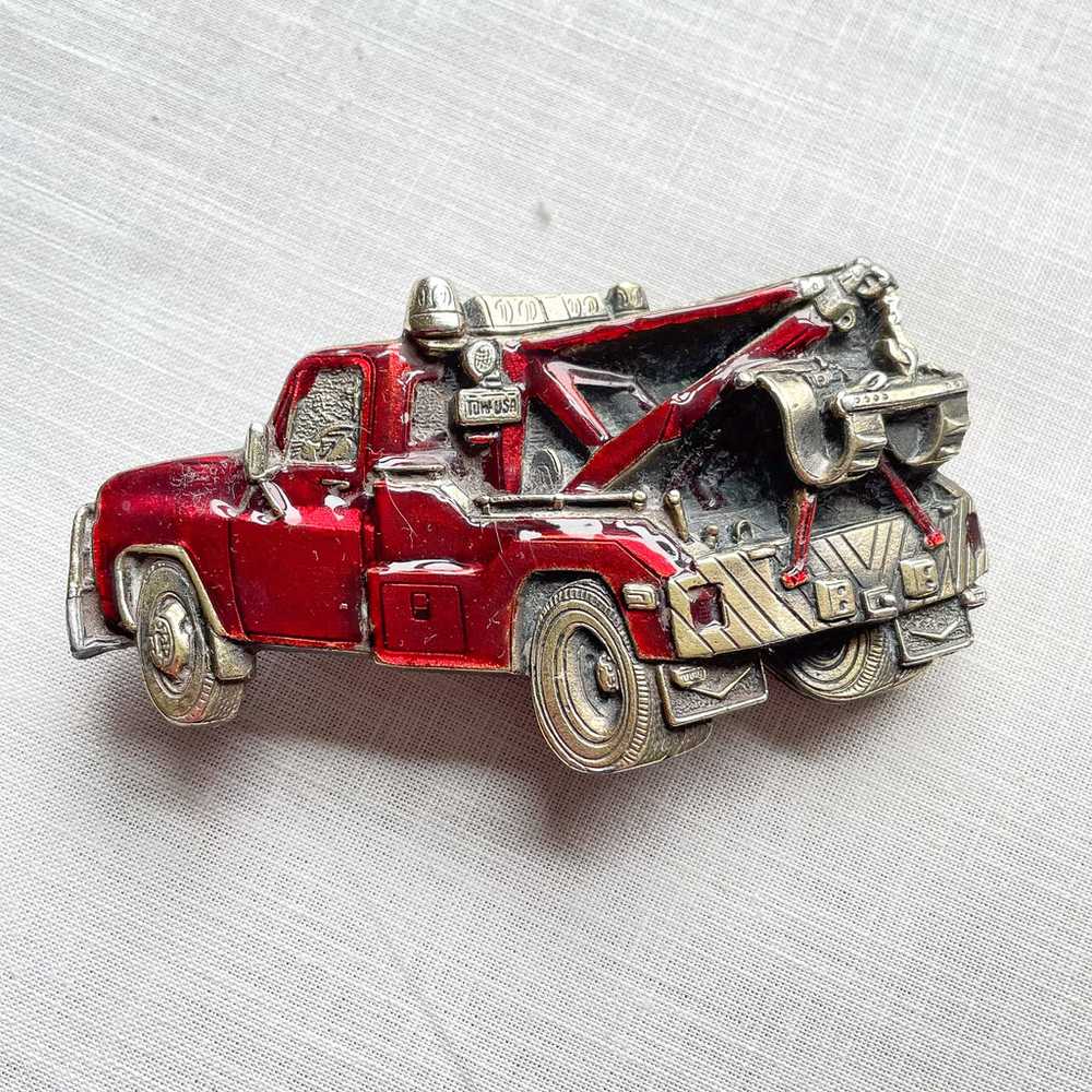 Vintage Tow Truck Belt Buckle, Red Enamel/Brass T… - image 5