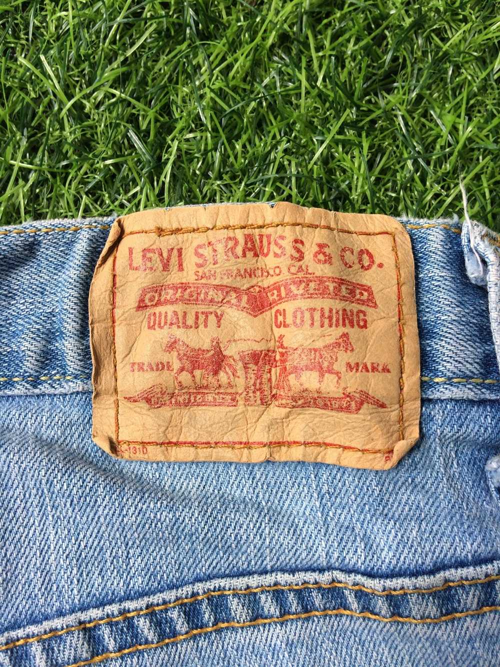 Distressed Denim × Levi's × Vintage Levis 505 Lig… - image 10