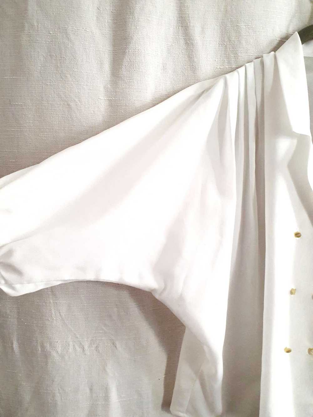 80's white shirt - Beautiful batwing shirt, very … - image 3