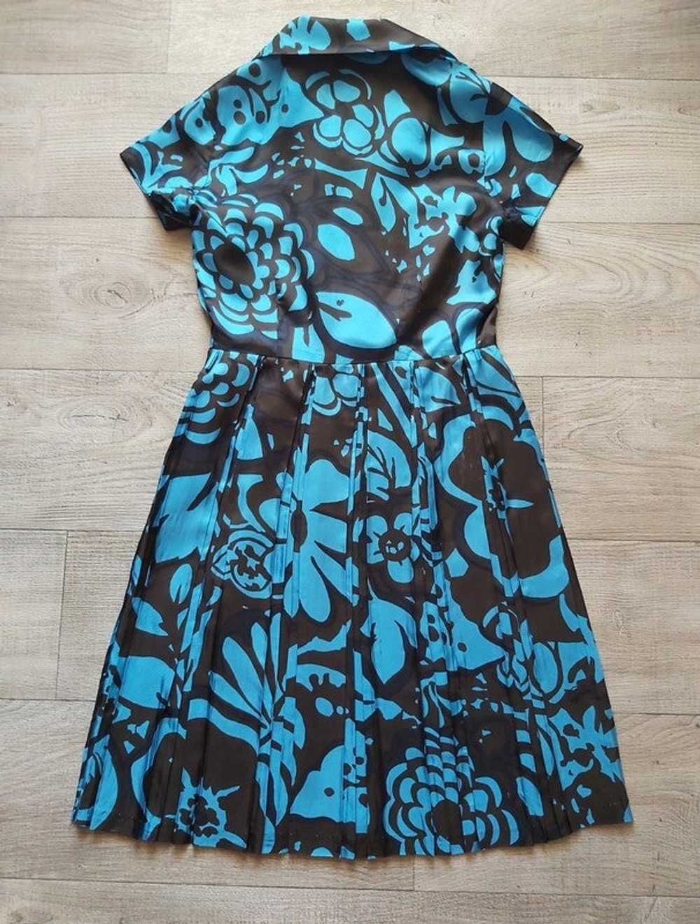 Robe à fleurs - image 2