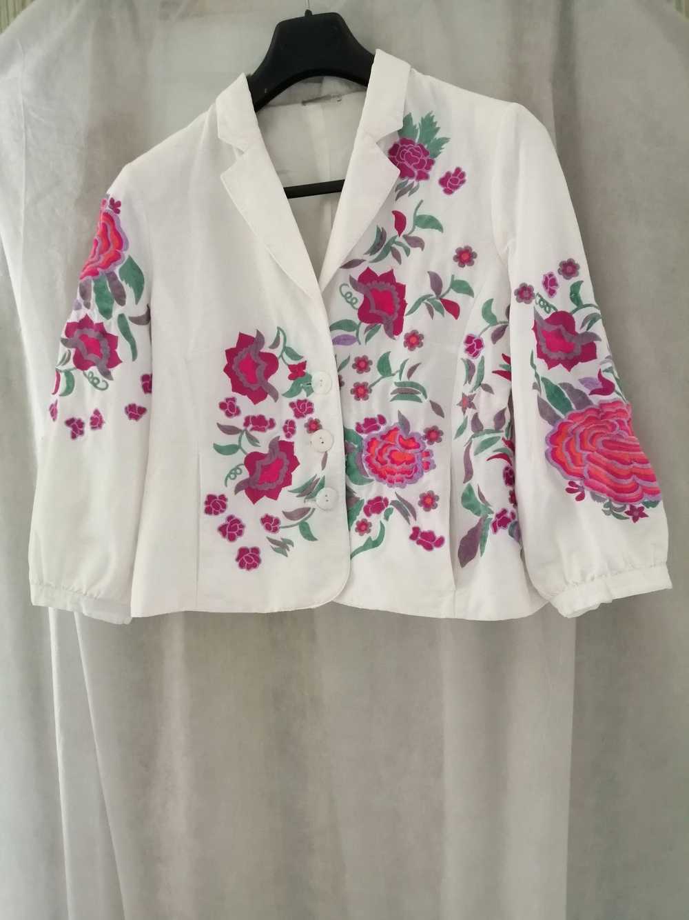 Veste à fleurs - image 6