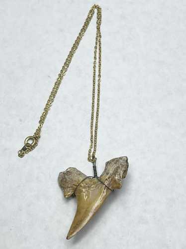 Vintage Vintage Shark Tooth Pendant Necklace