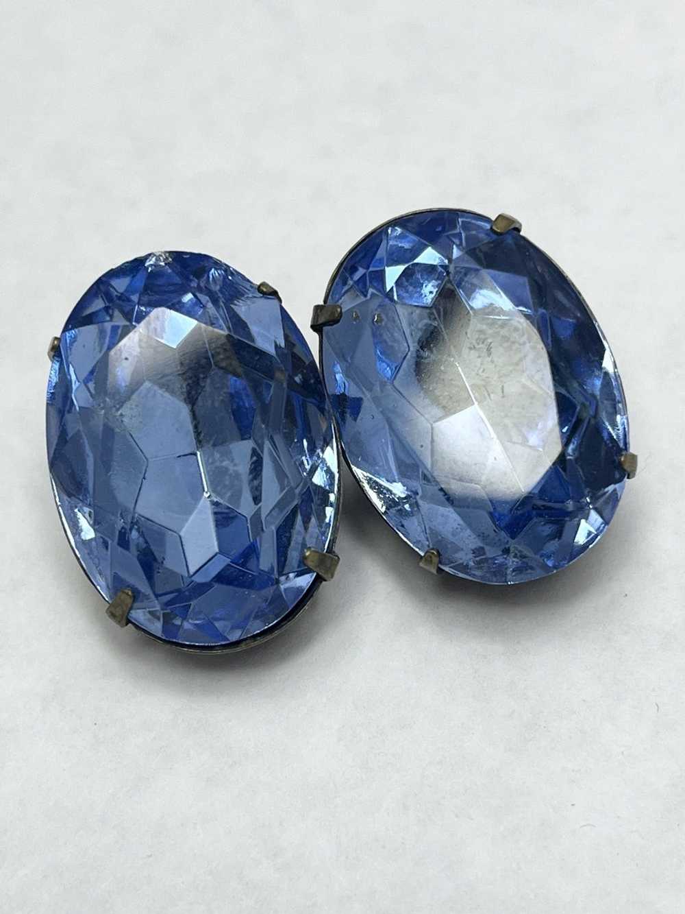 Vintage Vintage Blue Glass Faceted Clip On Earrin… - image 2