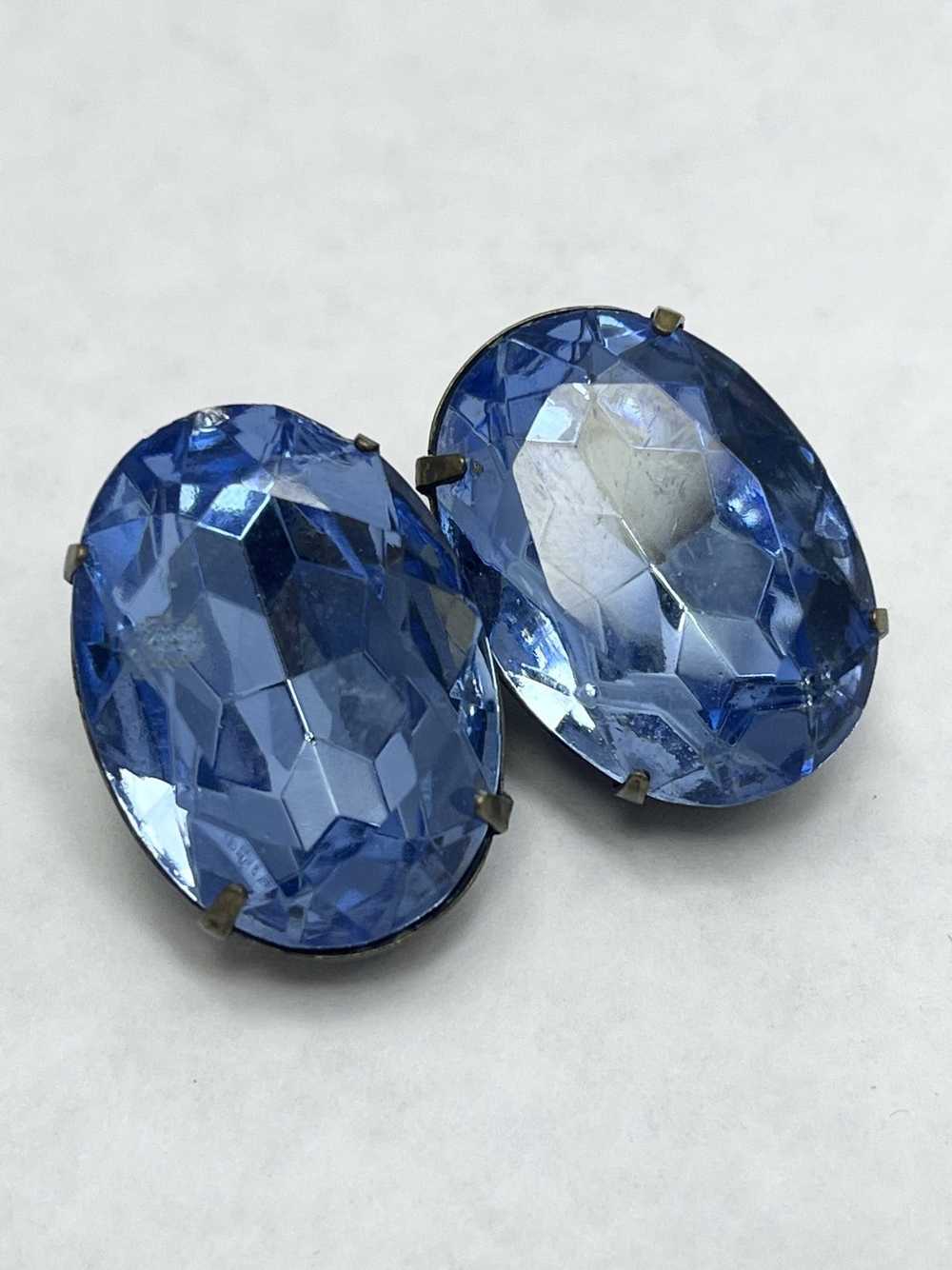 Vintage Vintage Blue Glass Faceted Clip On Earrin… - image 3