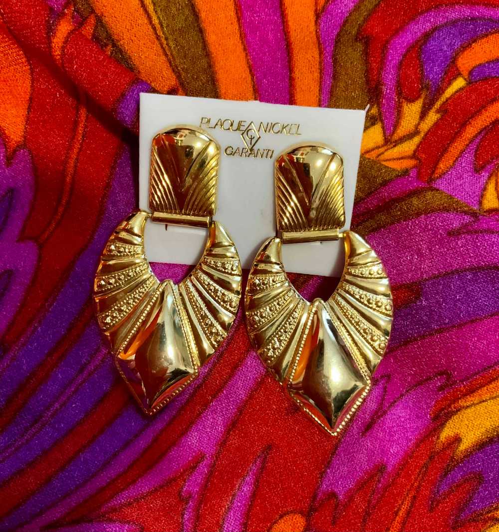 Golden metal earrings - Clip-on earrings, gold me… - image 3