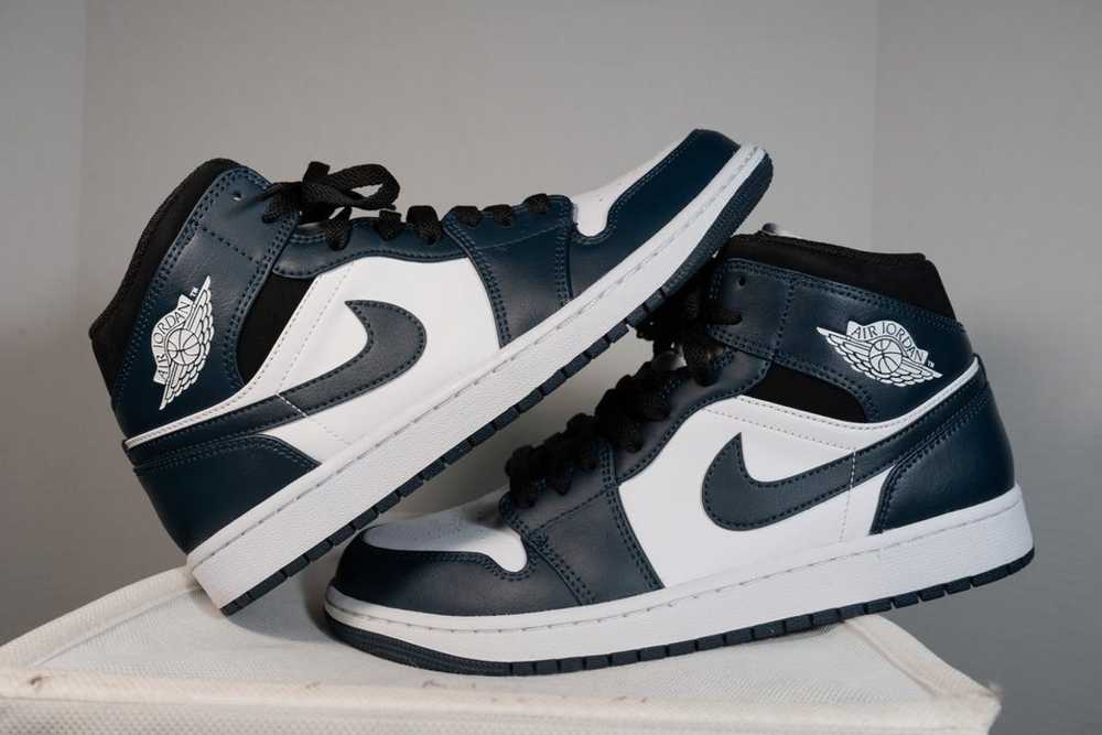 Jordan Brand × Nike Jordan 1 mid armory navy - image 3