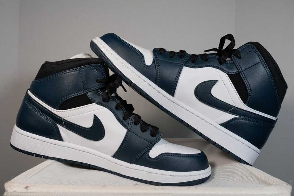 Jordan Brand × Nike Jordan 1 mid armory navy - image 4