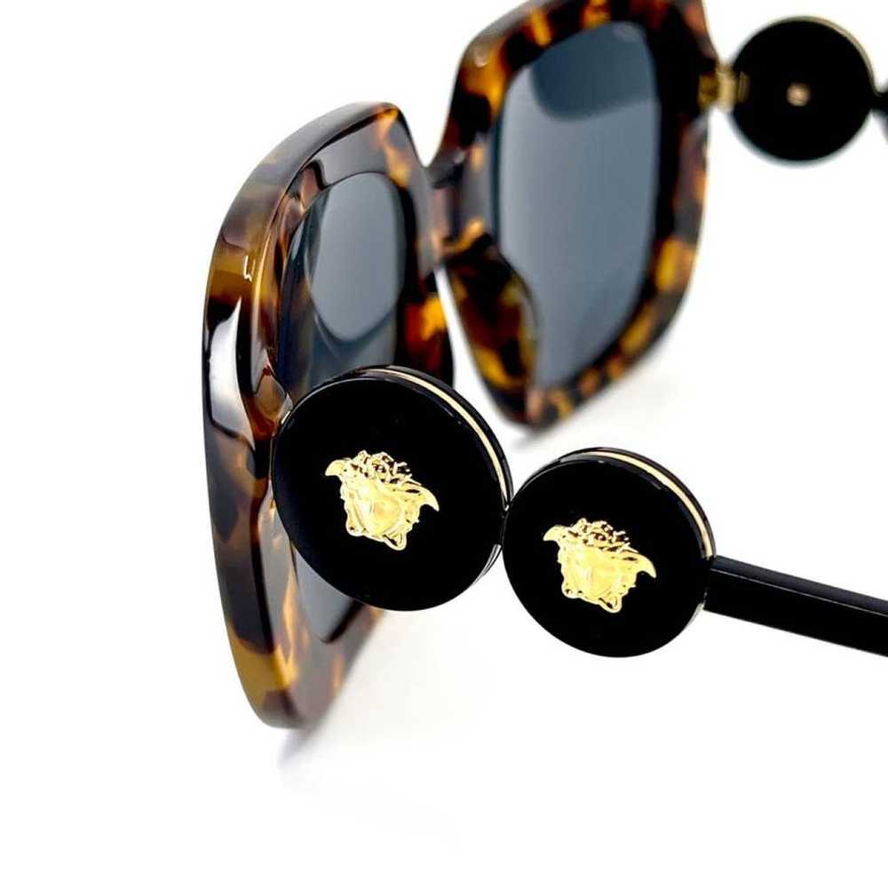 Versace Oversized sunglasses - image 8