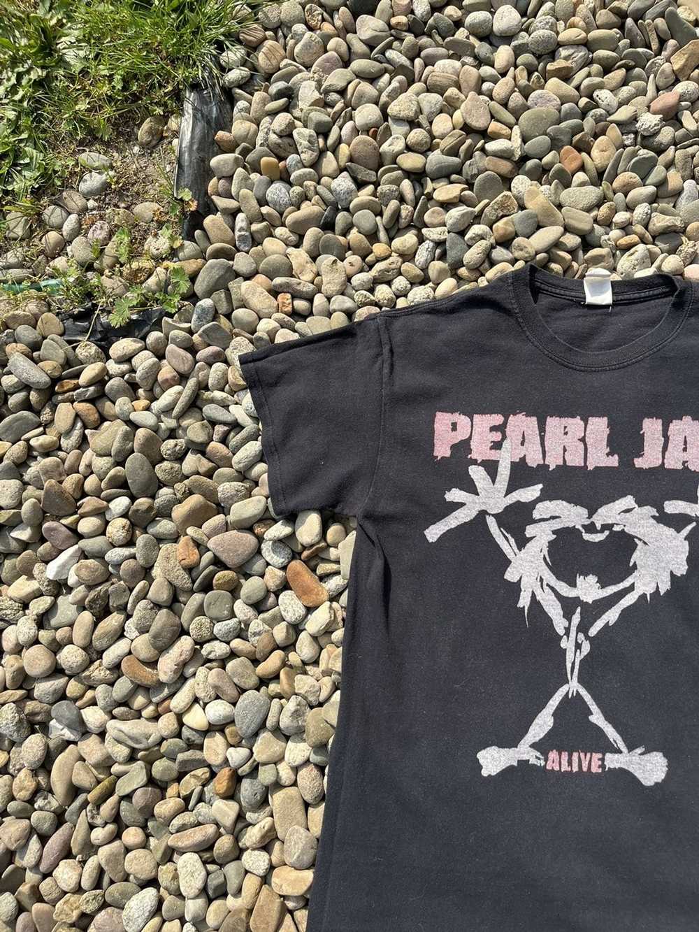 Band Tees × Rock T Shirt × Vintage Pearl Jam aliv… - image 4