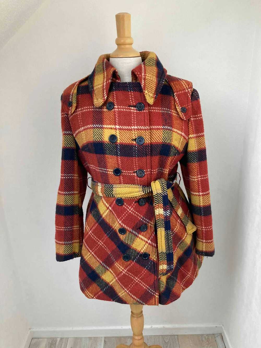 wool coat - Wool tartan coat, red satin lining, d… - image 2