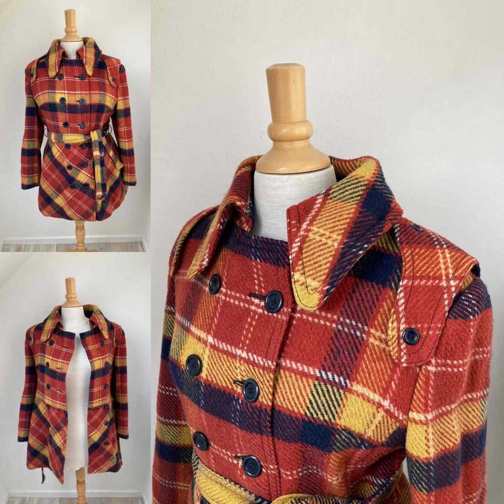 wool coat - Wool tartan coat, red satin lining, d… - image 4