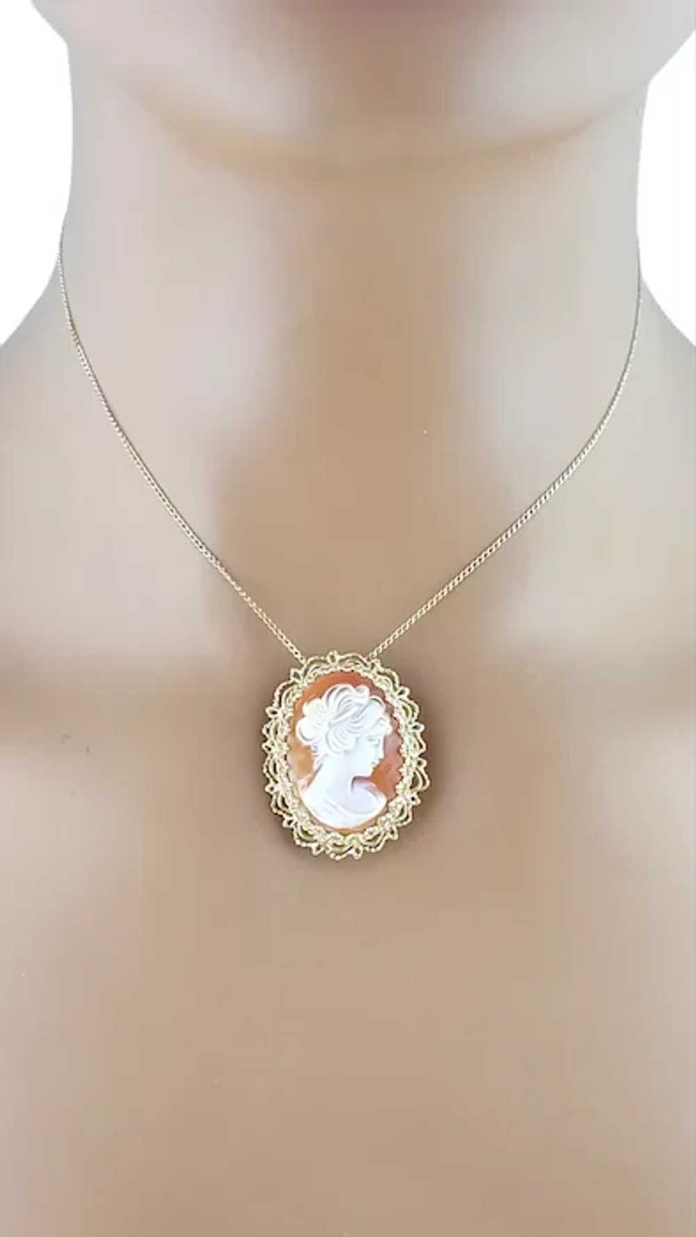 Vintage 14K Yellow Gold Cameo Pin/Pendant - image 7