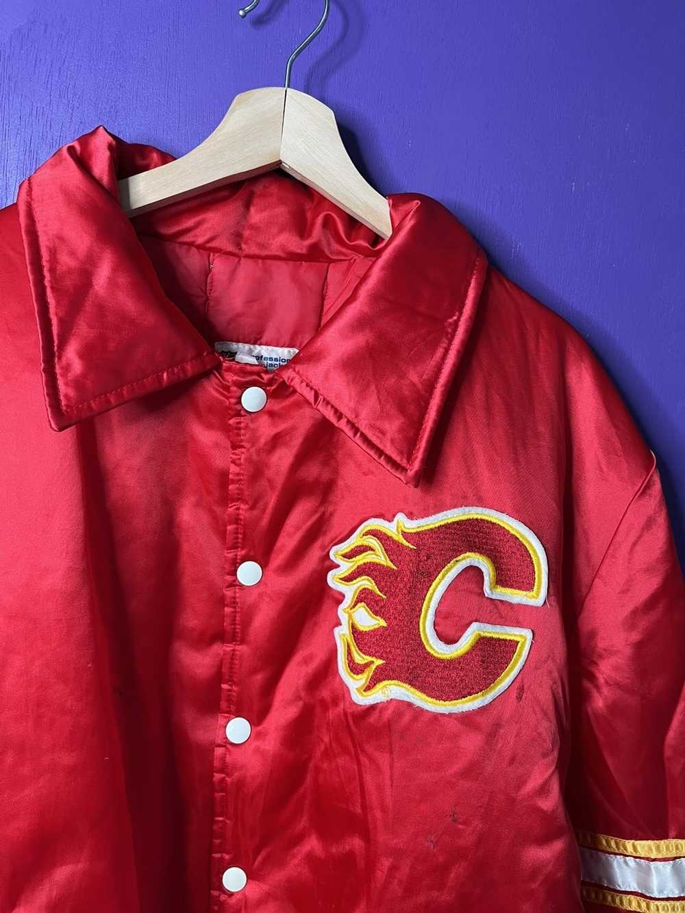 NHL × Vintage Vintage 80s Calgary Flames logo sat… - image 3