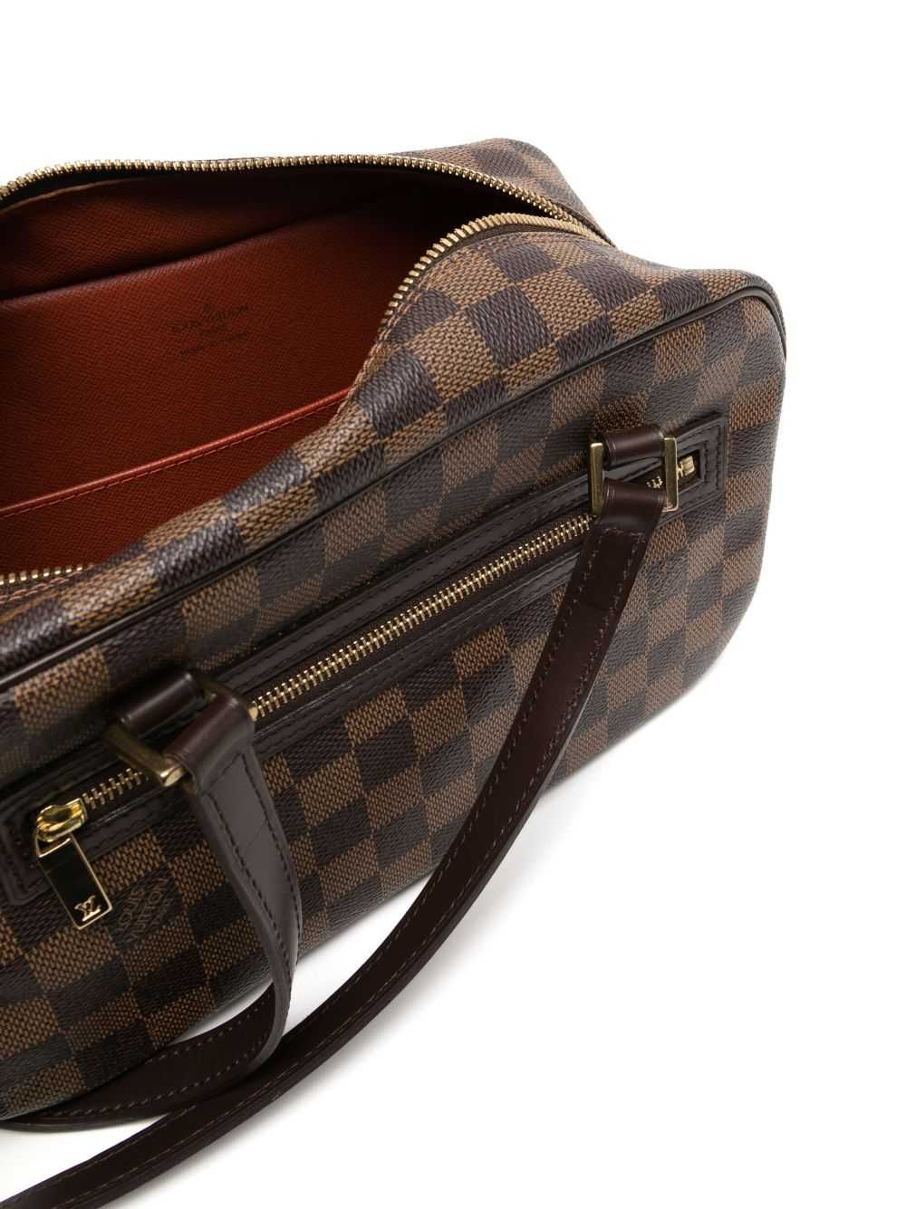 Louis Vuitton Pre-Owned 2003 Cite MM shoulder bag… - image 5