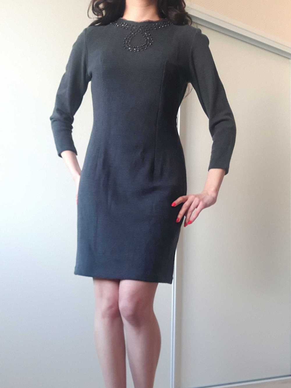 Mini robe en laine - Mini robe chic 60s, courte é… - image 4