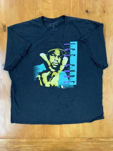 Vintage Vintage Ice Cube Peace Sign Portrait Tee