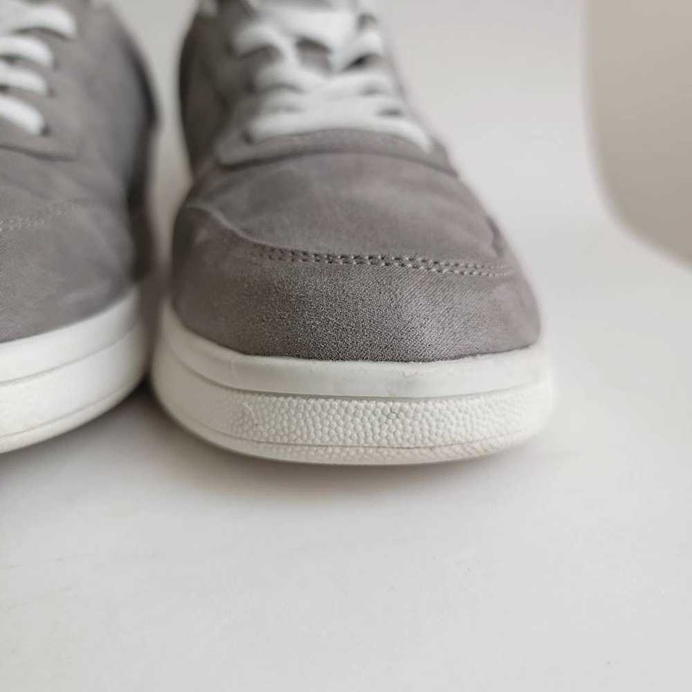 Old Navy Old Navy Sneaker Shoes Gray Soft-Brushed… - image 5