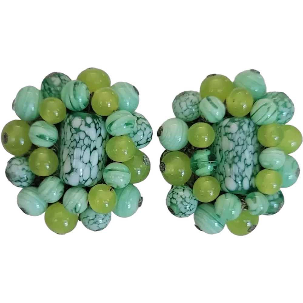 Green Art Glass Bead Clip-On Earrings M805 - image 1