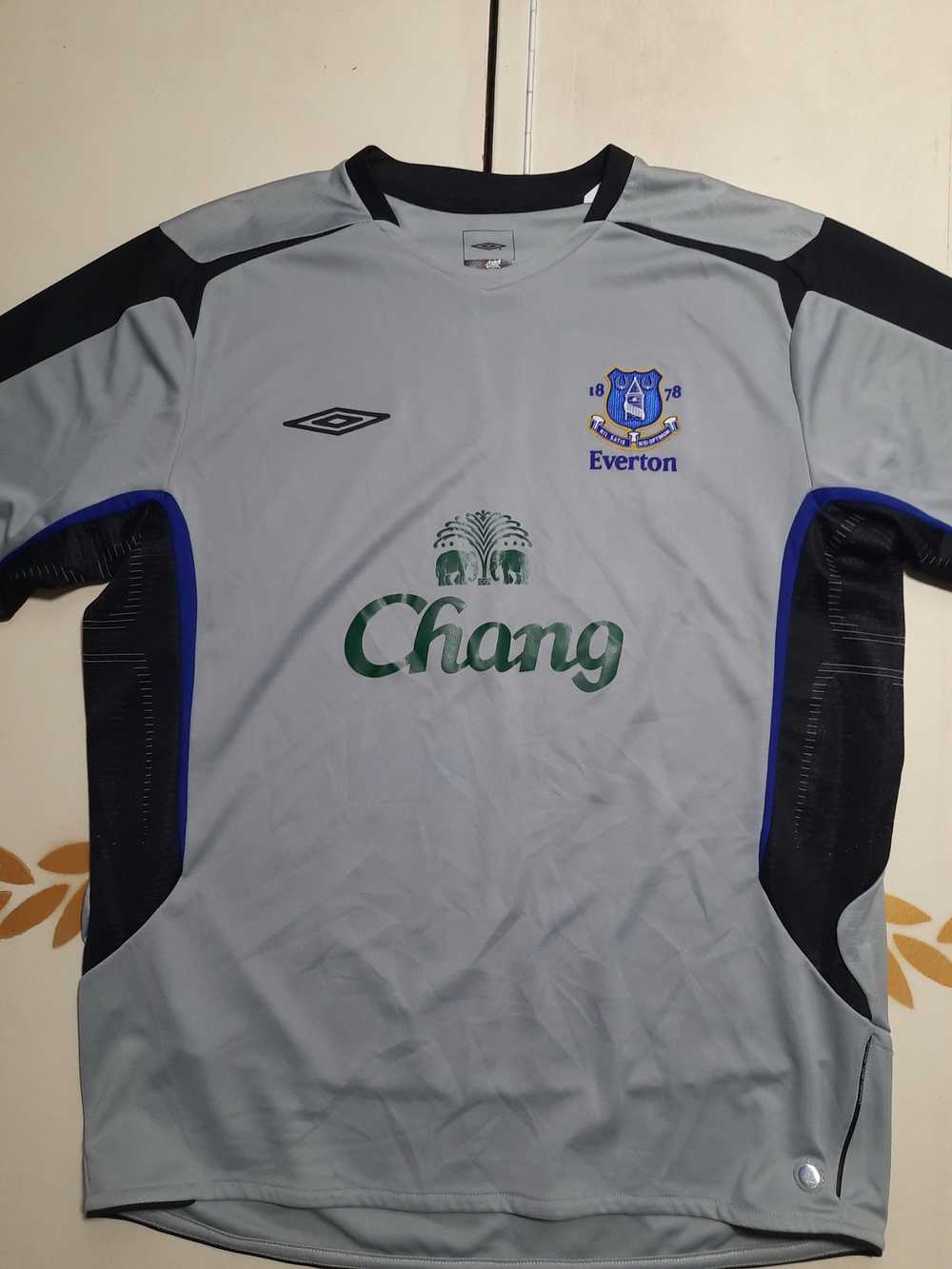 Soccer Jersey × Umbro Umbro Everton Jersey 2005-2… - image 4