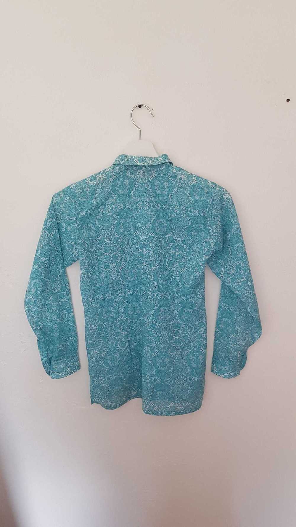 Chemise Paisley - Chemise bleue à motif, manches … - image 6