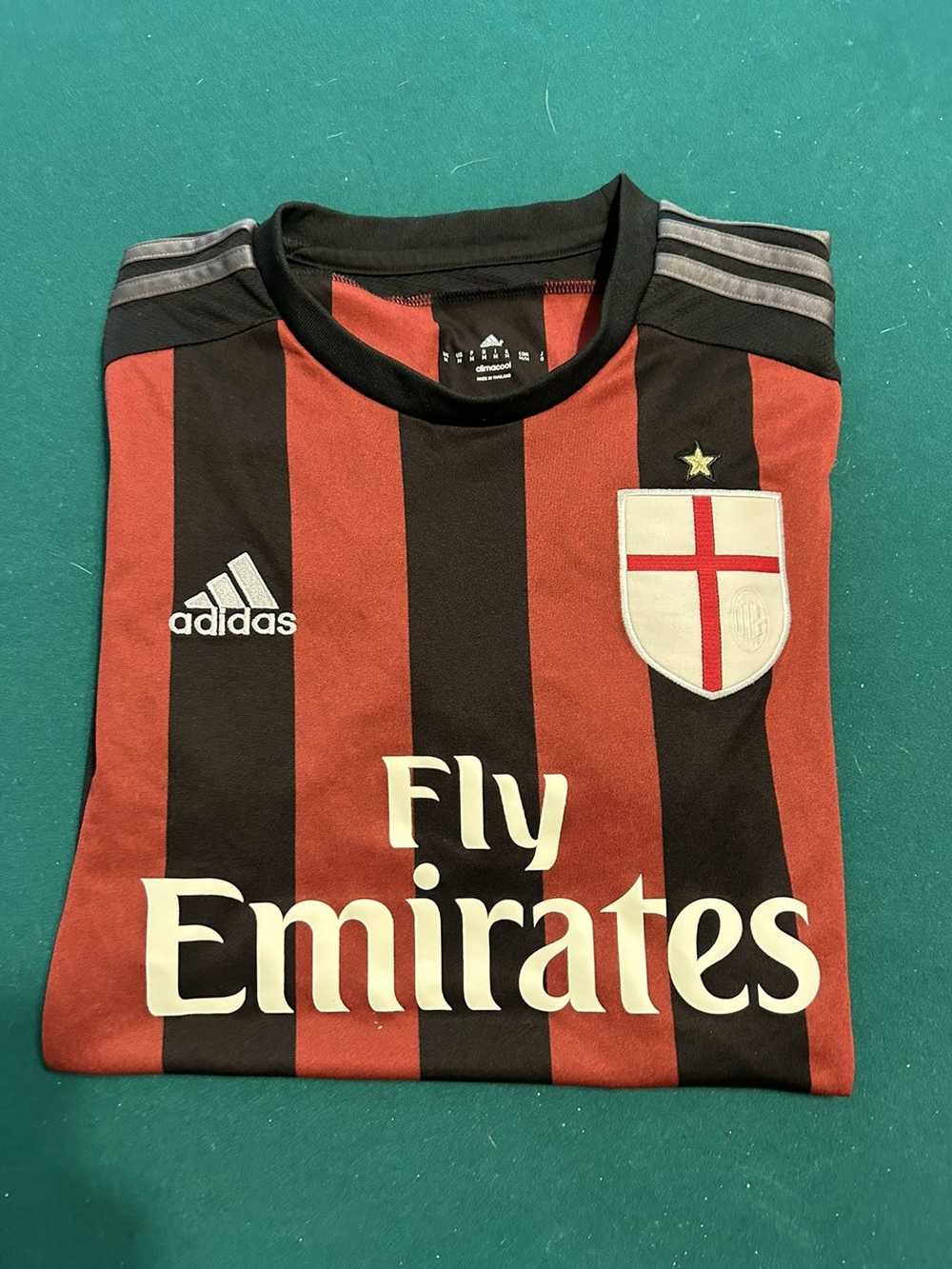 HolySport AC Milan Vintage Italy Striped Soccer Jersey - Red & Black Uniform Shirt - Made in Italy - Stitched on Logo - Men's Size L 